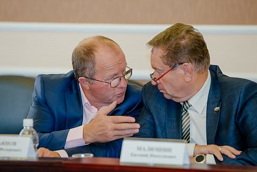 Депутаты корректируют законы о пчеловодстве и семеноводстве